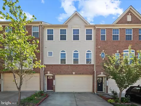 10249 Fountain Cir, Manassas, VA 20110
