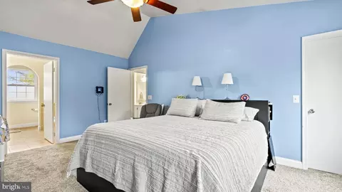 Bedroom - 10133 Forest Hill Cir, Manassas, VA 20110 photo 2 of 4