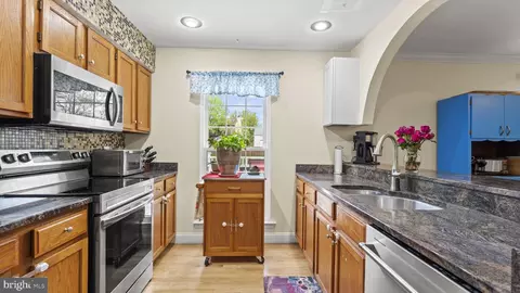 Kitchen - 10133 Forest Hill Cir, Manassas, VA 20110 photo 3 of 3