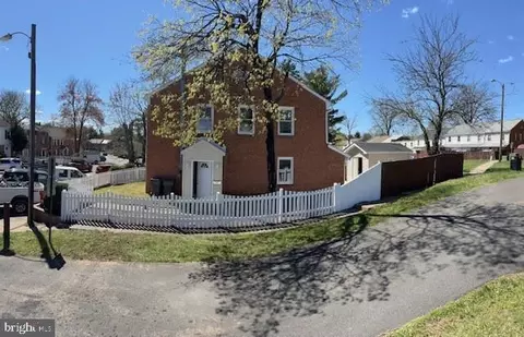 Exterior - 9252 Taney Rd, Manassas, VA 20110 photo 6 of 19