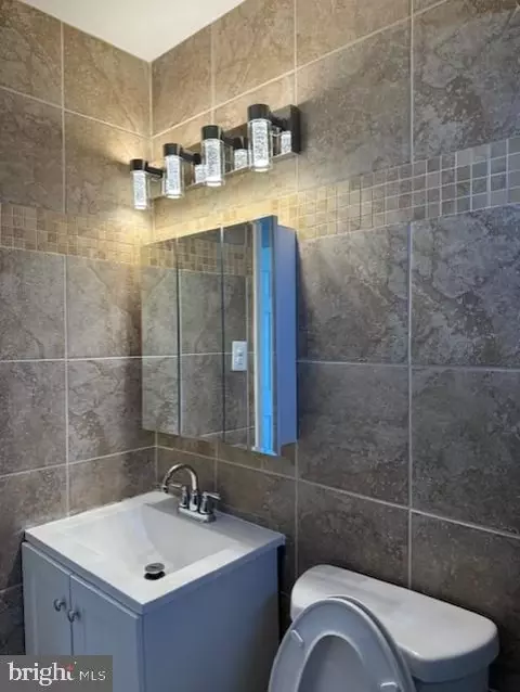 Bath - 9252 Taney Rd, Manassas, VA 20110 photo 1 of 1