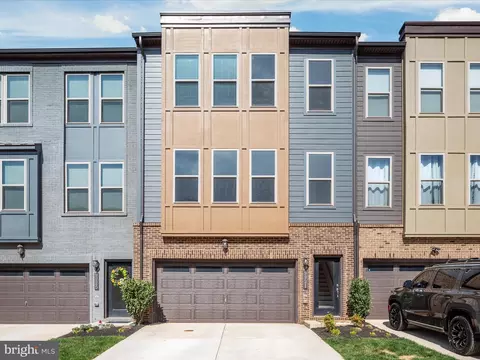 9921 Hopkins Loop, Manassas, VA 20110