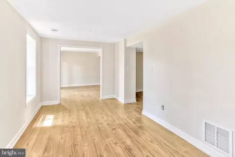 10091 Greenleaf Dr, Manassas, VA 20110 photo 43