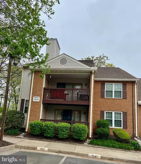 9952 Grapewood Ct, Manassas, VA 20110