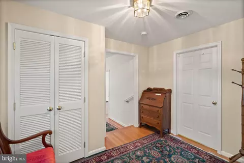Entry Way - 8917 Peabody St, Manassas, VA 20110 photo 6 of 7