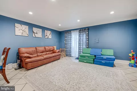 9239 Hood Rd, Manassas, VA 20110 photo 12