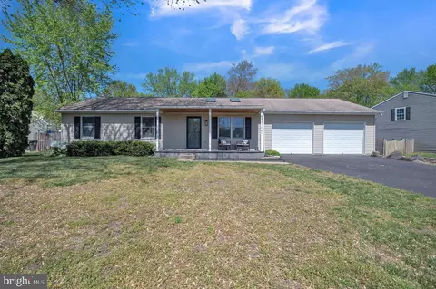 10307 Poe Dr, Manassas, VA 20110
