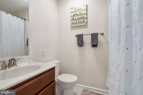 Bath - 9008 Patterson Pl, Manassas, VA 20110 photo 2 of 3