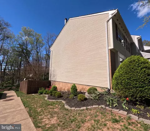 9044 Old Hickory Ct, Manassas, VA 20110 photo 7