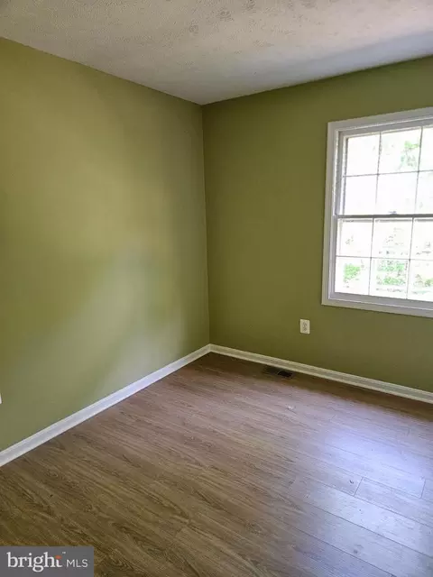 9044 Old Hickory Ct, Manassas, VA 20110 photo 18
