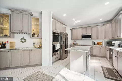 Kitchen - 9502 Vinnia Ct, Manassas, VA 20110 photo 1 of 3