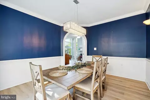 Dining - 9502 Vinnia Ct, Manassas, VA 20110 photo 2 of 2