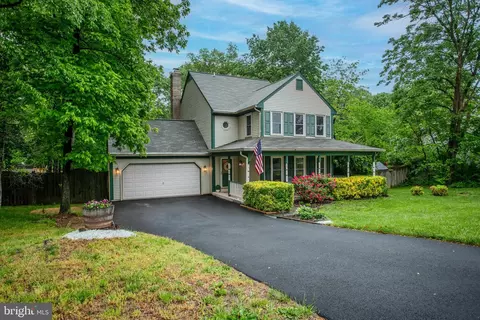 Exterior - 10243 Battlefield Dr, Manassas, VA 20110 photo 2 of 29