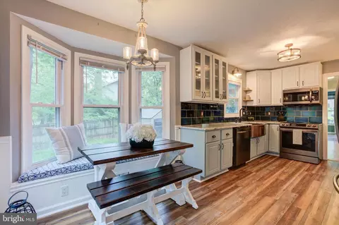 Kitchen - 10243 Battlefield Dr, Manassas, VA 20110 photo 6 of 6