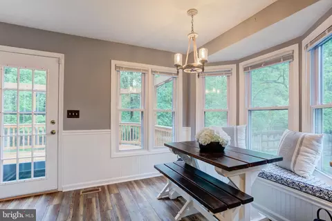 Entry Way - 10243 Battlefield Dr, Manassas, VA 20110 photo 5 of 7