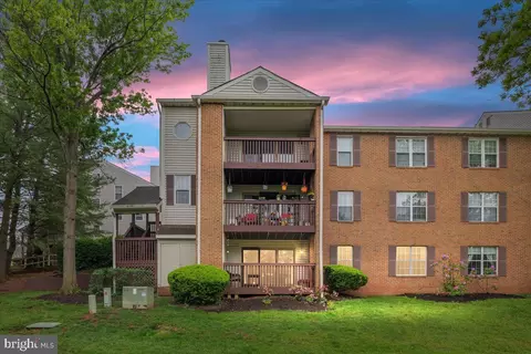 9904 Grapewood Ct, Manassas, VA 20110