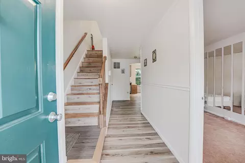 Entry Way - 8665 Braxted Ln, Manassas, VA 20110 photo 1 of 3