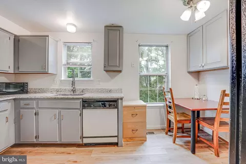 Kitchen - 8665 Braxted Ln, Manassas, VA 20110 photo 1 of 3