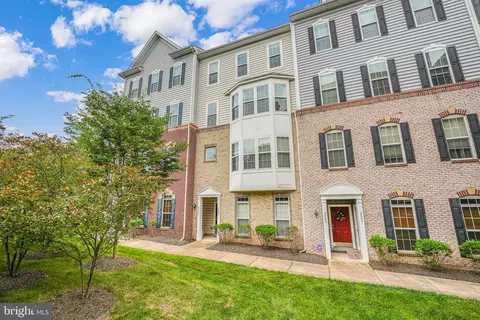 9545 Chancellorsville Ln, Manassas, VA 20110