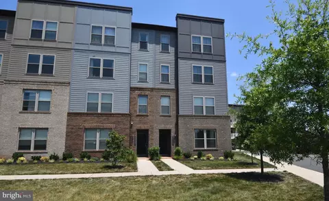 10323 Ratcliffe Trl, Manassas, VA 20110