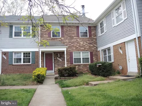Exterior - 9075 Silver Maple Ct, Manassas, VA 20110 photo 2 of 2