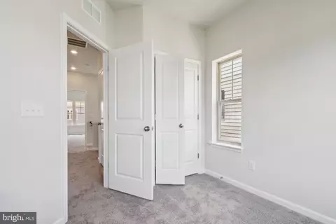 Entry Way - 9377 Barnes Loop, Manassas, VA 20110 photo 7 of 10