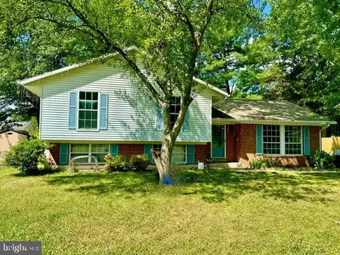 10056 Willa Ln, Manassas, VA 20110