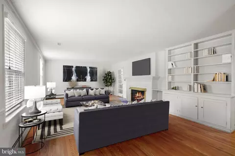 Living - 9031 Grant Ave, Manassas, VA 20110 photo 1 of 5