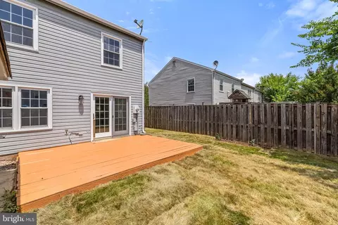 8980 Mcdowell Comn Comn, Manassas, VA 20110 photo 49