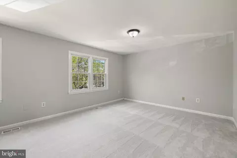 8980 Mcdowell Comn Comn, Manassas, VA 20110 photo 38
