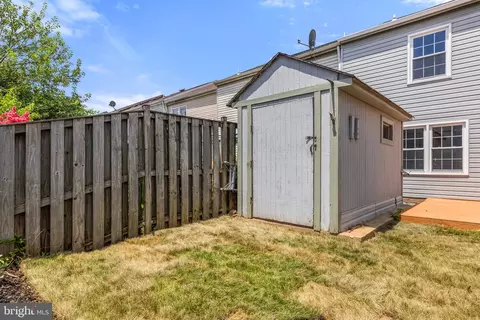 8980 Mcdowell Comn Comn, Manassas, VA 20110 photo 53