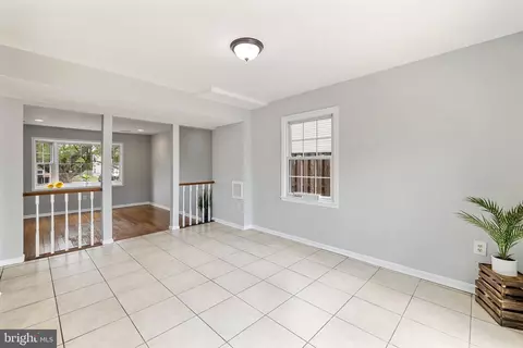 8980 Mcdowell Comn Comn, Manassas, VA 20110 photo 18