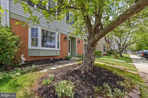 8980 Mcdowell Comn Comn, Manassas, VA 20110 photo 8