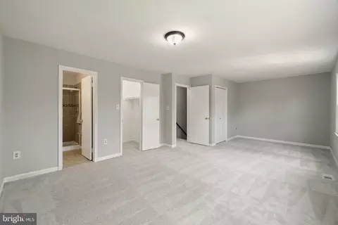 8980 Mcdowell Comn Comn, Manassas, VA 20110 photo 36