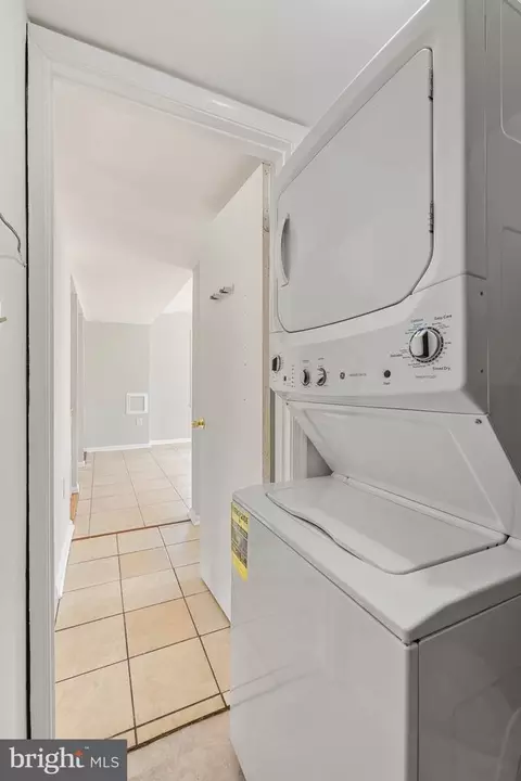 8980 Mcdowell Comn Comn, Manassas, VA 20110 photo 28