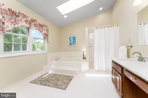 8607 Haag St, Manassas, VA 20110 photo 20