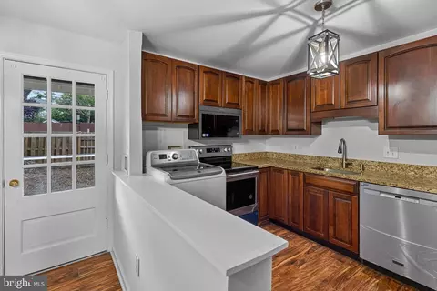 Kitchen - 9279 Taney Rd, Manassas, VA 20110 photo 1 of 2