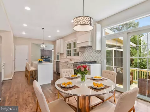 8603 Haag St, Manassas, VA 20110 photo 9