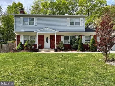 8718 Jackson Ave, Manassas, VA 20110