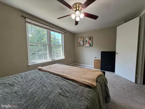Bedroom - 8442 Braxted Ln, Manassas, VA 20110 photo 4 of 6