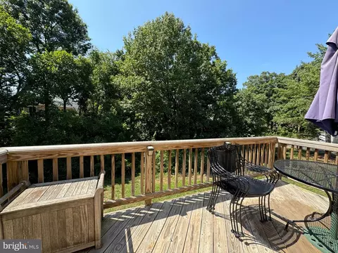 Exterior - 8442 Braxted Ln, Manassas, VA 20110 photo 6 of 7