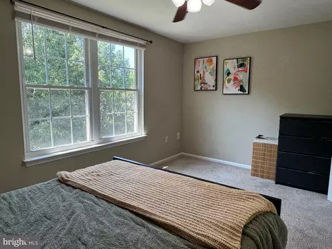 Bedroom - 8442 Braxted Ln, Manassas, VA 20110 photo 2 of 6