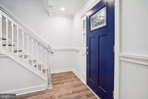 8605 Laws Dr, Manassas, VA 20110 photo 2