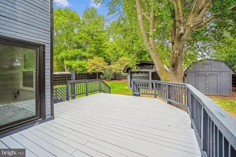 8605 Laws Dr, Manassas, VA 20110 photo 16