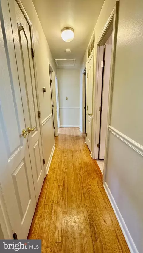 Entry Way - 8803 Jackson Ave, Manassas, VA 20110 photo 2 of 4