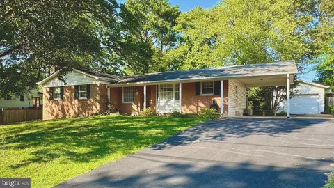 8803 Jackson Ave, Manassas, VA 20110