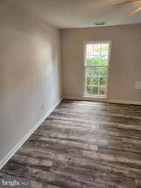 9851 Buckner Rd, Manassas, VA 20110 photo 4