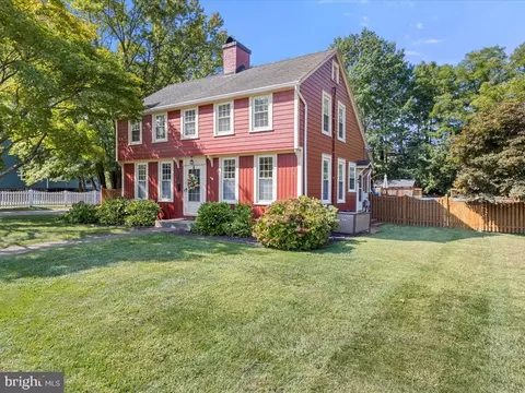 9022 Grant Ave, Manassas, VA 20110 photo 3