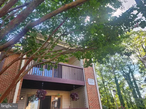 8820 Tanglewood Ln #109, Manassas, VA 20110