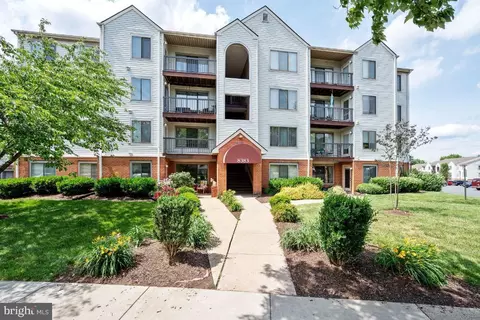 8383 Buttress Ln #401, Manassas, VA 20110